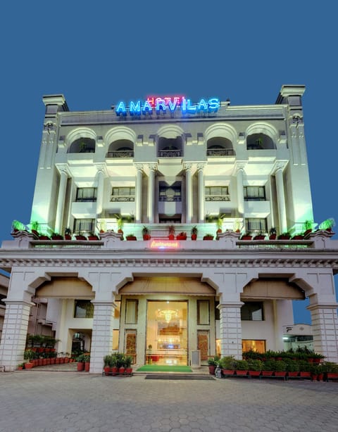 Front of property - evening/night