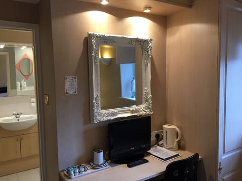 Standard Double Room, Ensuite