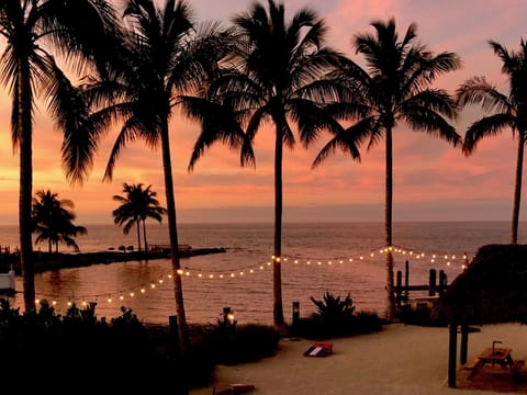 Spectacular Sunsets On the Private Guest Beach at Keys Cove Resort Marathon!
@KeysCoveResortMarathon