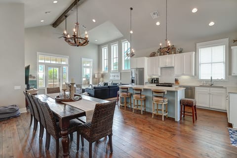 Dinning Area, 2nd Floor