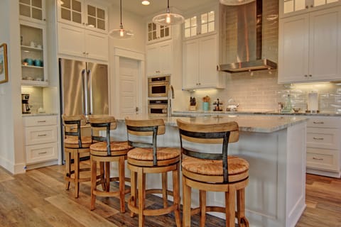 Kitchen, 2nd Floor