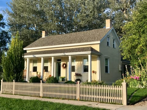 Historic Pioneer Home Built in 1873