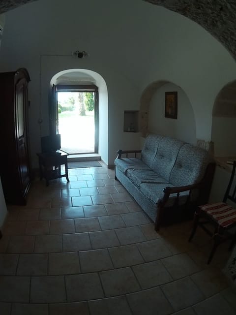 Standard Double Room (Trullo) | Living area | Flat-screen TV
