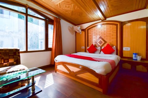 Classic Double or Twin Room | Free WiFi, bed sheets
