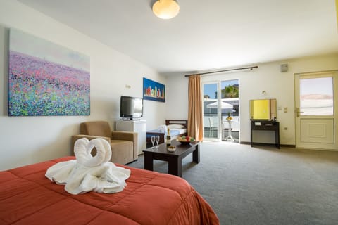 Junior Suite (3 Adults) | Premium bedding, down comforters, minibar, in-room safe