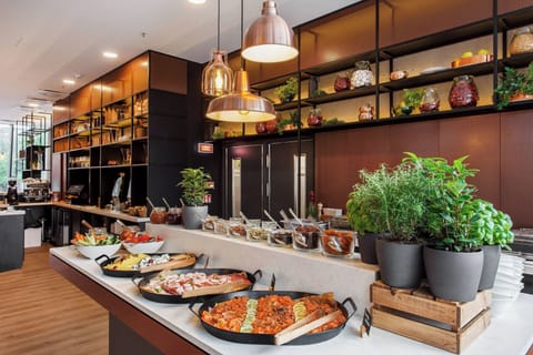 Daily buffet breakfast for a fee