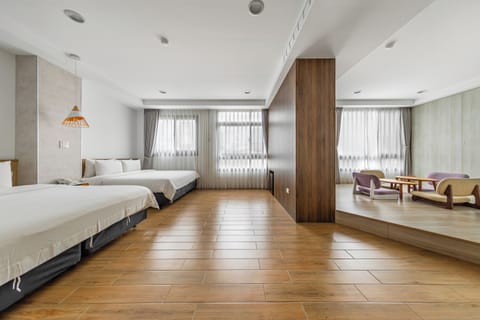 Japanese-style Quadruple Room | Blackout drapes, free WiFi, bed sheets