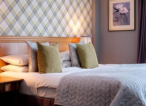 Premier Room | In-room safe, desk, iron/ironing board, free WiFi