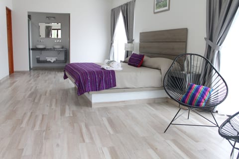 Elite Suite, 1 King Bed | Egyptian cotton sheets, premium bedding, down comforters