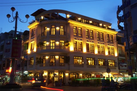 Front of property - evening/night