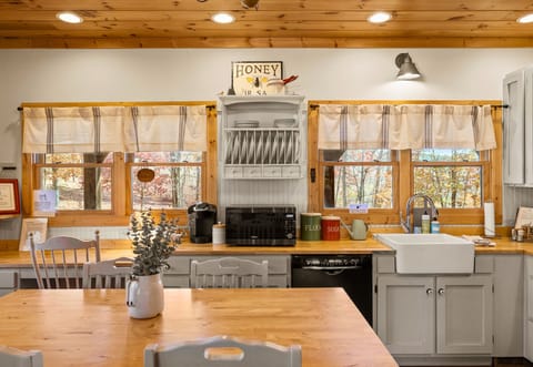 The Kitchen has Lots of Counter Space - Great for Meal Prep!