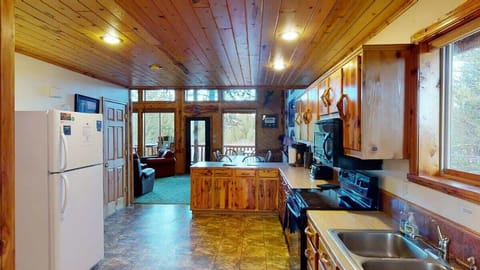 Large open kitchen equipped with everything you will need, just bring your food.