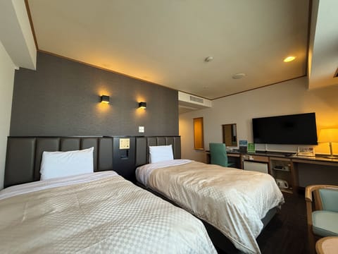 Soundproofing, iron/ironing board (on request), WiFi (free), bed sheets