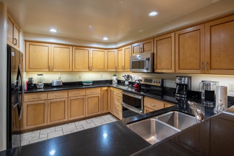 Star Harbor 15 Kitchen - Star Harbor 15 Kitchen