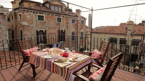 terrace / altana