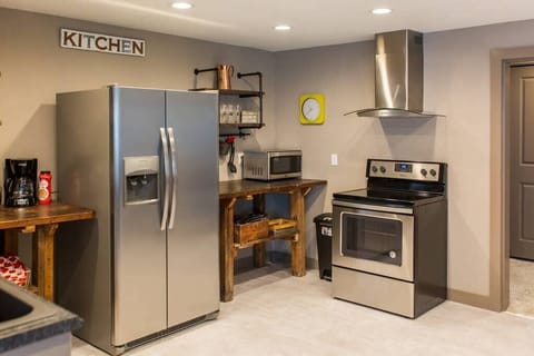 25faf1f7-aba2-4e12-80b8-0ab33040bfc3