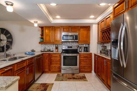 All that you can need in your kitchen away from home...spacious kitchen -wines