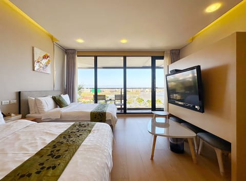 Quadruple Room,A | Blackout drapes, rollaway beds, free WiFi, bed sheets