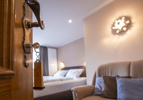 Double Room, Private Bathroom | Room amenity