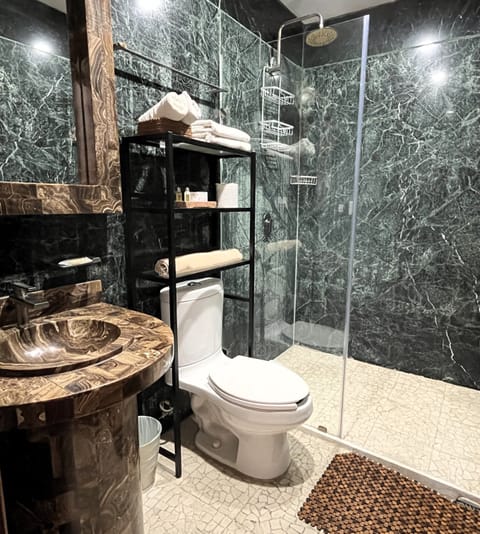 Executive Suite, 1 King Bed (Toledo) | Bathroom | Free toiletries, hair dryer, towels, soap