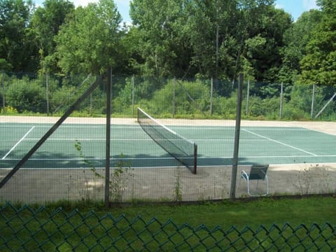 tennis court