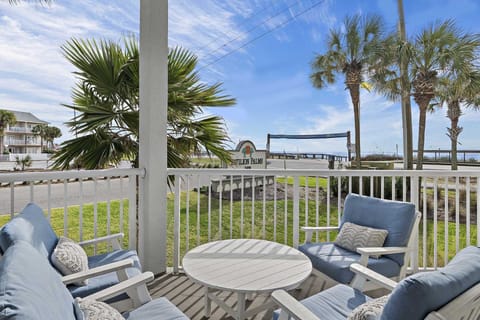 gulf front pet friendly condo