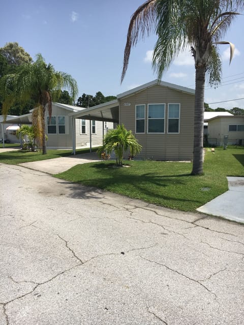 Comes with Lanai and Carport.  