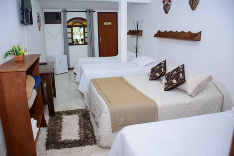Family Room | Minibar, free WiFi, bed sheets