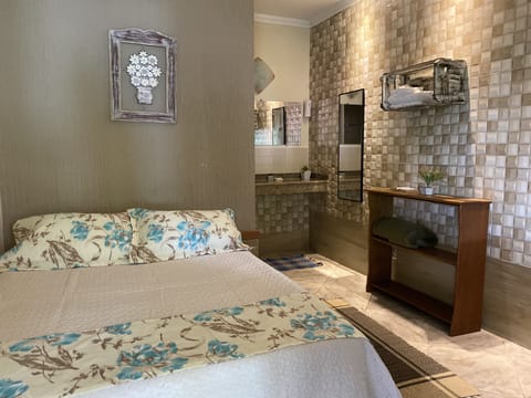 Standard Suite, 1 Double Bed | Minibar, free WiFi, bed sheets