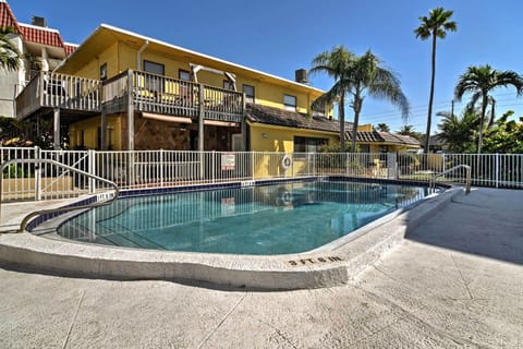 Bellair Beach Vacation Rental | 3BR | 2BA | 1,000 Sq Ft | Step-Free Access