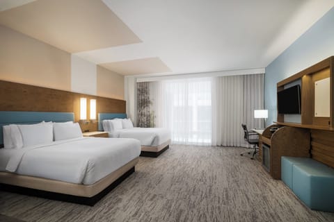 Premium bedding, pillowtop beds, in-room safe, individually decorated