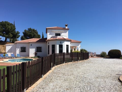 Welcome to 
Dama De La Sierra 