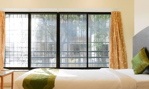 Standard Double or Twin Room | Iron/ironing board, free WiFi