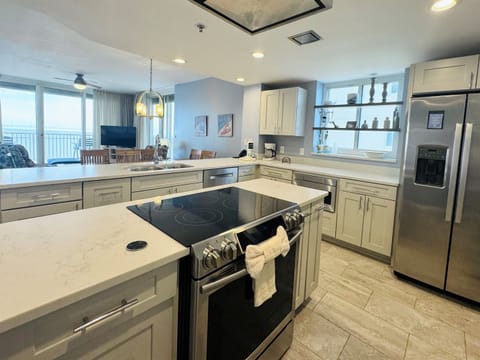 Has coffee maker, blender, dishes, & cookware