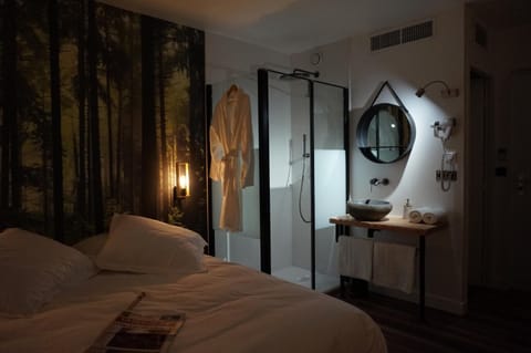 Classic Double Room (Essentiel) | Premium bedding, pillowtop beds, individually furnished, desk