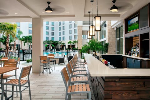 Poolside bar