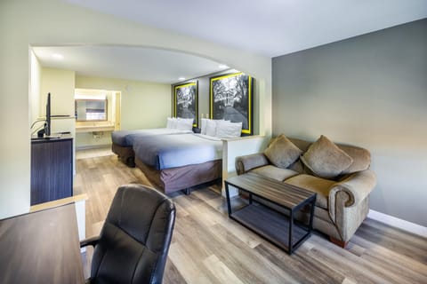 Individually decorated, individually furnished, desk, laptop workspace