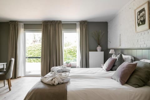 Deluxe Double Room, 1 Double Bed, Terrace, Garden View | 1 bedroom, premium bedding, in-room safe, desk