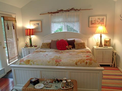 1 bedroom, premium bedding, individually decorated