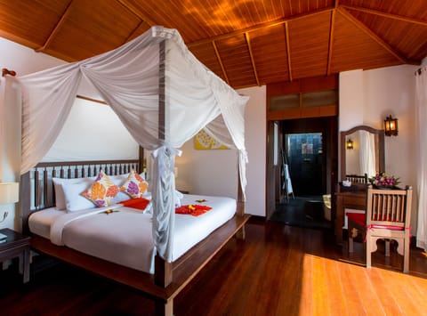 One Bedroom Pool Villa | Minibar, in-room safe, desk, free WiFi