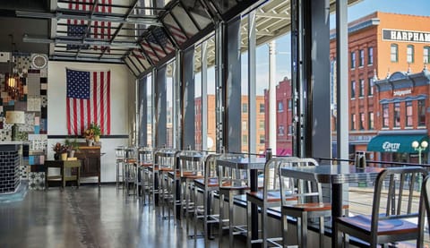 Breakfast, lunch and dinner served