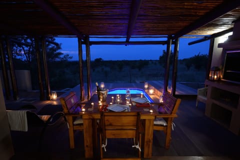 Luxury Bush Villa | Terrace/patio