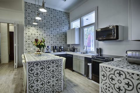 Villa, Multiple Bedrooms, Accessible, Pool View | Private kitchen | Fridge, microwave, oven, stovetop