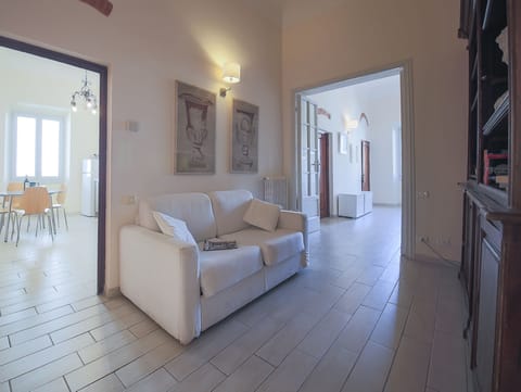 Apartment, 2 Bedrooms | 2 bedrooms, iron/ironing board, cribs/infant beds, free WiFi