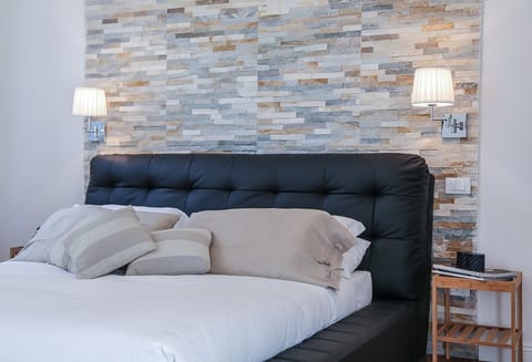 Apartment, 1 Bedroom | 1 bedroom, iron/ironing board, cribs/infant beds, free WiFi
