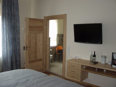 Minibar, desk, blackout drapes, soundproofing