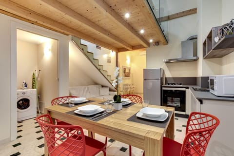 Duplex, 2 Bedrooms | Private kitchenette | Full-size fridge, microwave, oven, stovetop