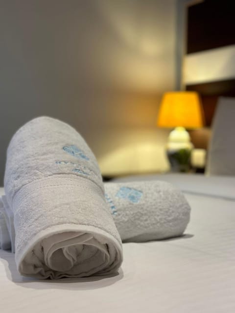 Double Room | Premium bedding, desk, iron/ironing board, free WiFi