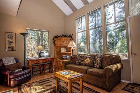 Dollar Hill 49 - Living Area