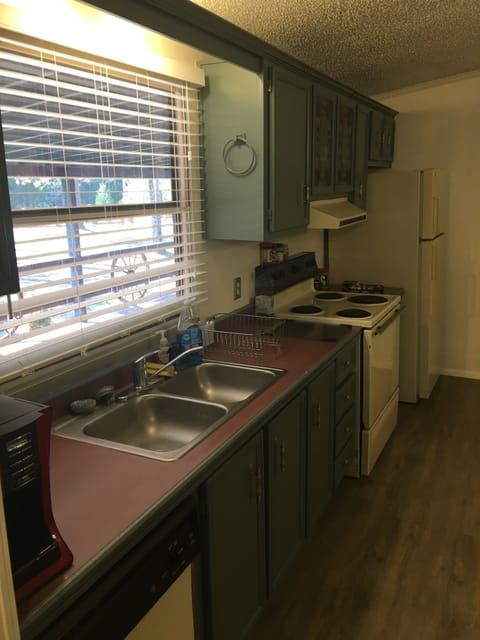 Kitchen: Dishwasher, Stove, Refrigerator, Coffee Maker, All Utensils Furnished